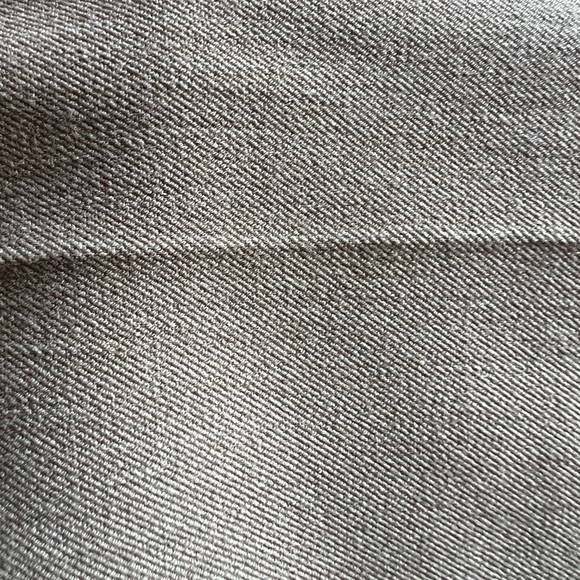 Ann Taylor LOFT beige trousers, size 00P, excellent condition - Picture 2 of 3